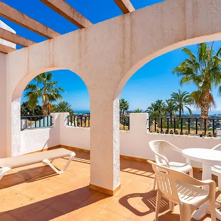 Imperial Park Unitursa アパート